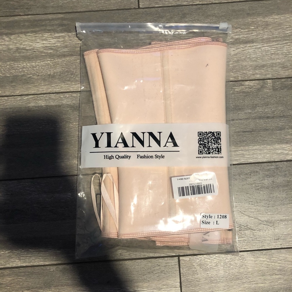 Yianna waist trainer